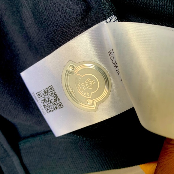 Authentic Moncler baby boy jacket 6 mo-12 mo - Picture 4 of 4